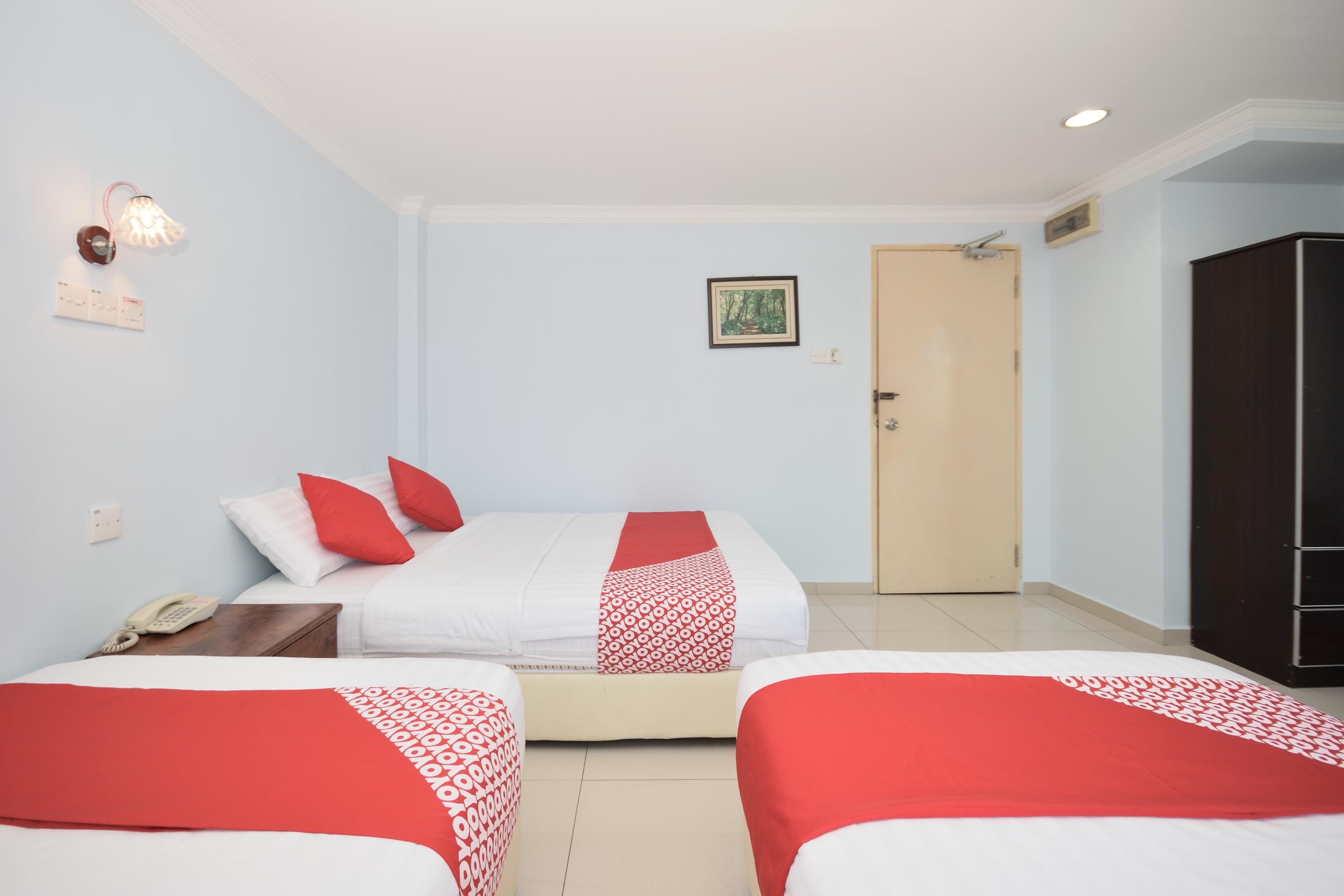 Super Oyo 969 Hotel Pantai View Λαμπουάν Εξωτερικό φωτογραφία