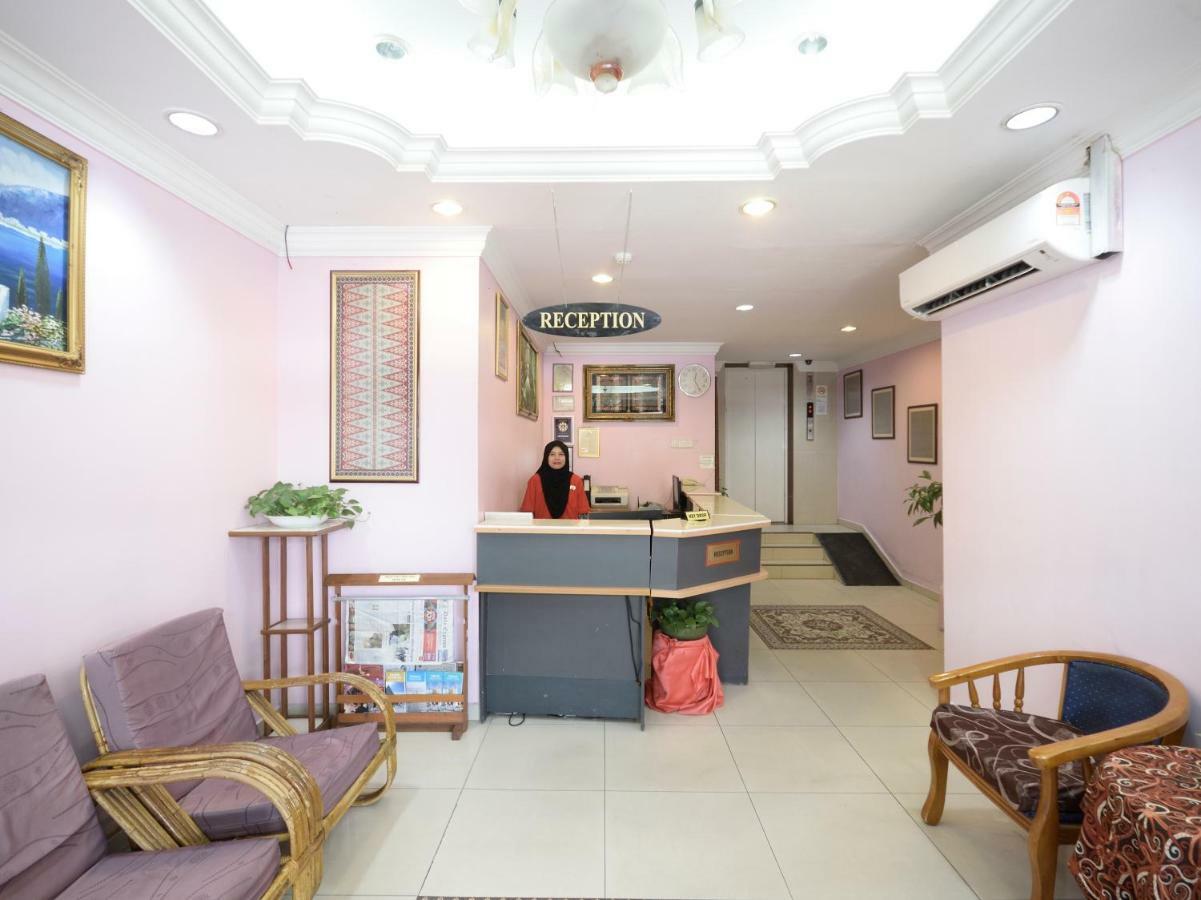 Super Oyo 969 Hotel Pantai View Λαμπουάν Εξωτερικό φωτογραφία